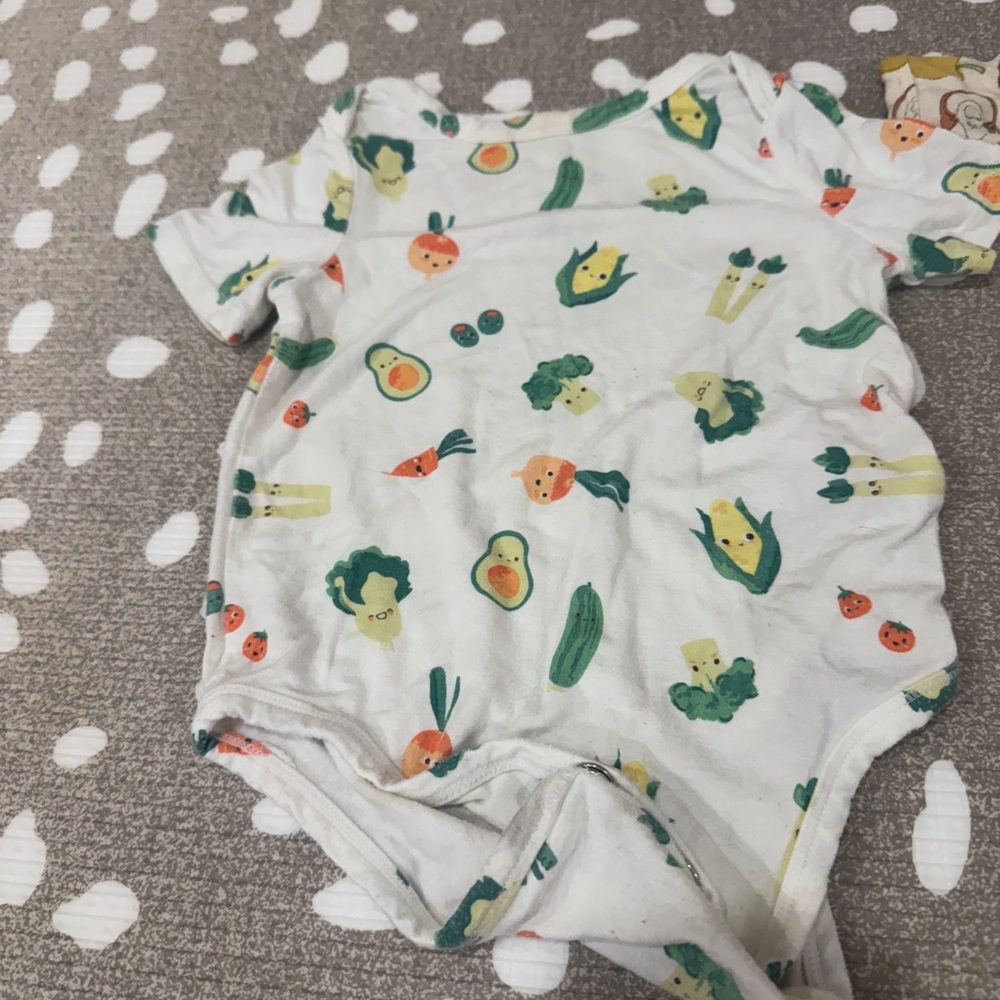 kate quinn Kids One Pieces Bodysuits - White, Cream, Yellow - Picture 4 of 11